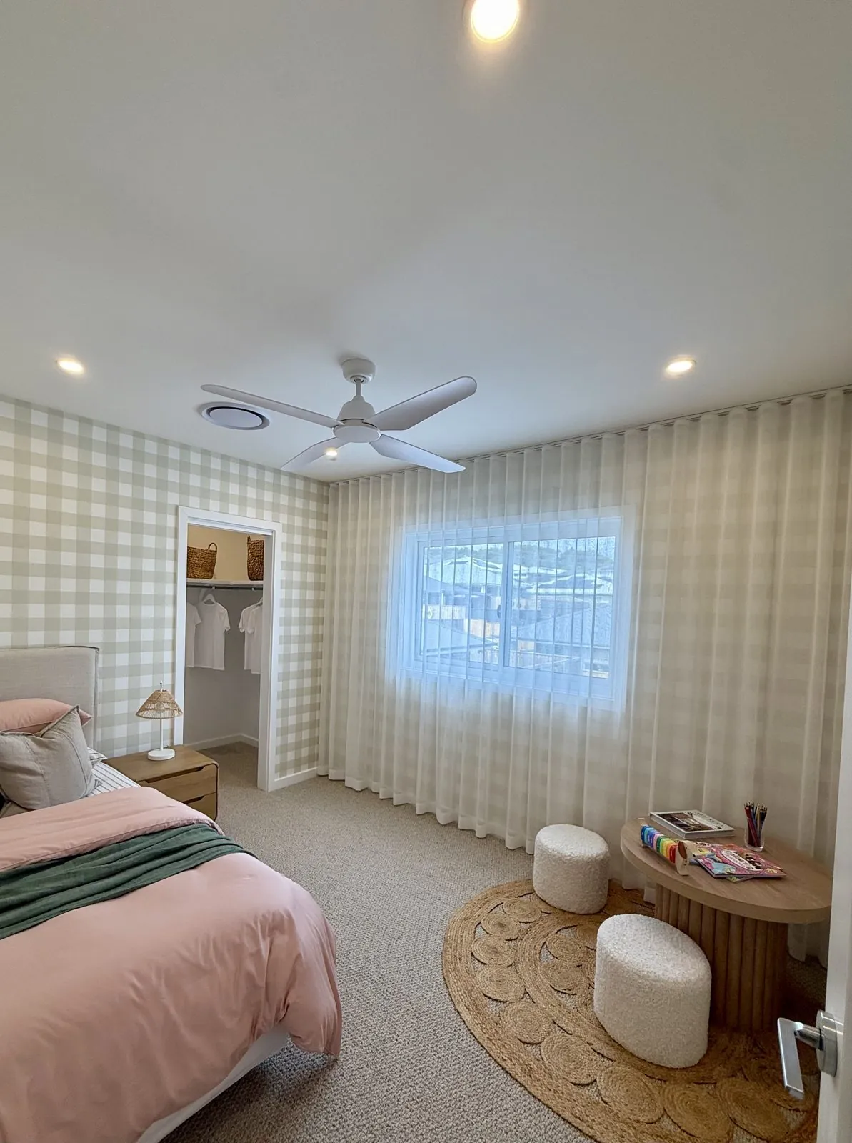Bedroom ceiling fan installed by Cozlec